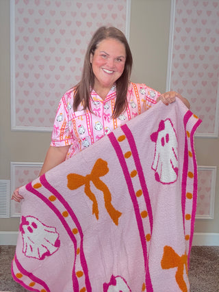 Gigi The Ghost Blanket