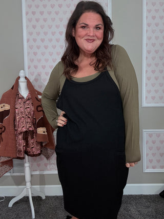 Soft ribbed tank dress for everyday wear, flattering mom outfit inspo.